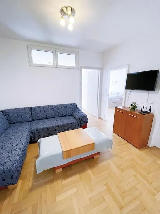 City Comfort -2Bedroom,Central,Balcony,Elevator,Ac Budapest 0*,  Hungary