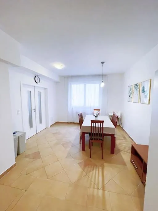 Apartment City Comfort -2Bedroom,Central,Balcony,Elevator,Ac Budapest