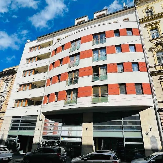 Apartment City Comfort -2Bedroom,Central,Balcony,Elevator,Ac Budapest Hungary