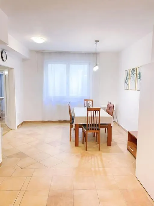 City Comfort -2Bedroom,Central,Balcony,Elevator,Ac Budapest Apartment